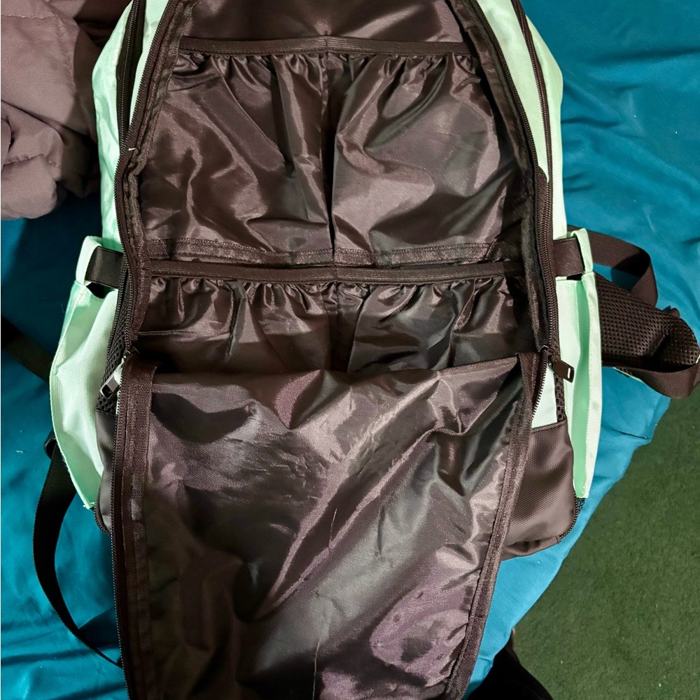 Rink Rabbit skating backpack- mint/teal - Picture 3 of 4